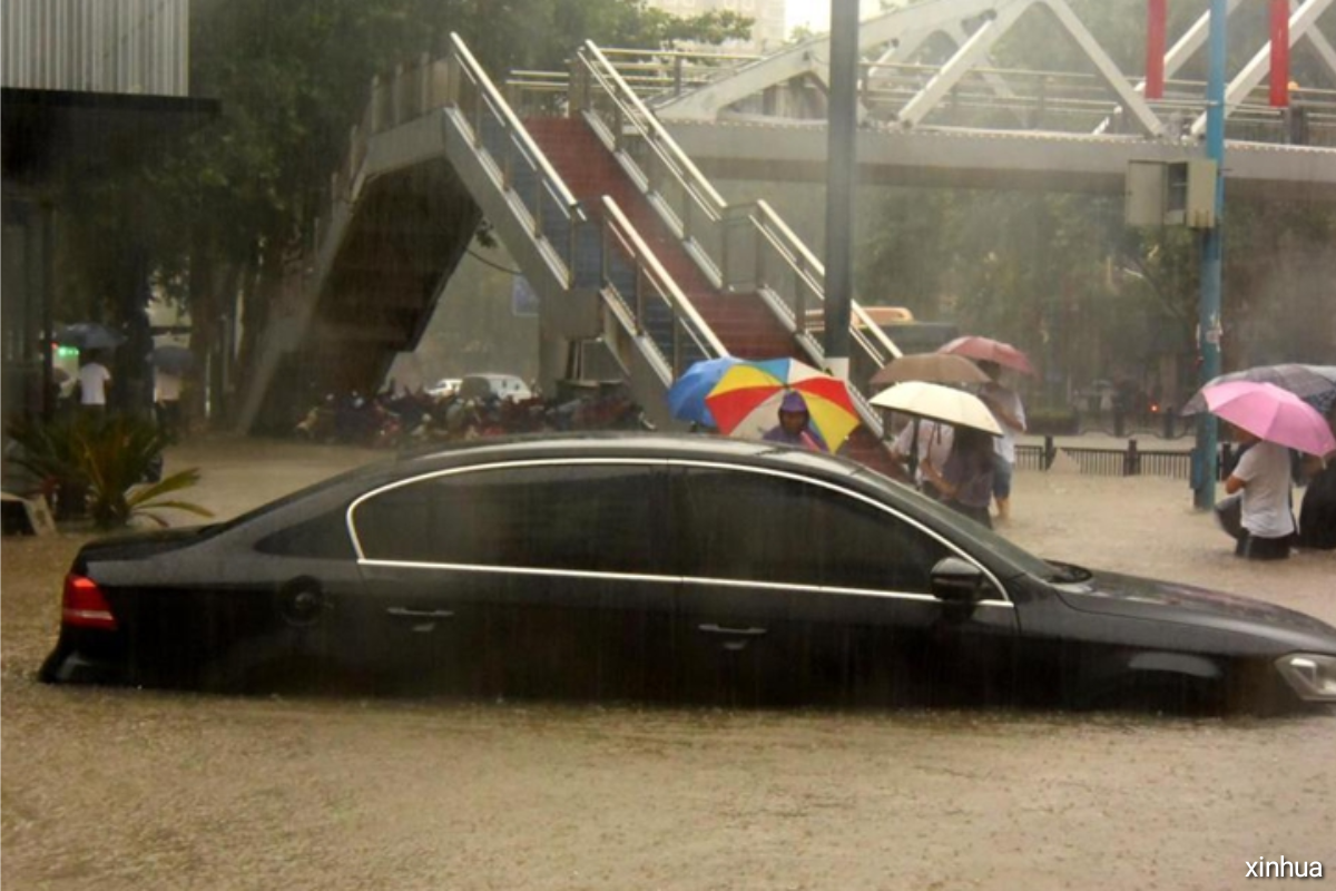 A car is inundated by rainwater in Zhengzhou, capital of central China's Henan Province, July 20, 2021. Photo: Xinhua
