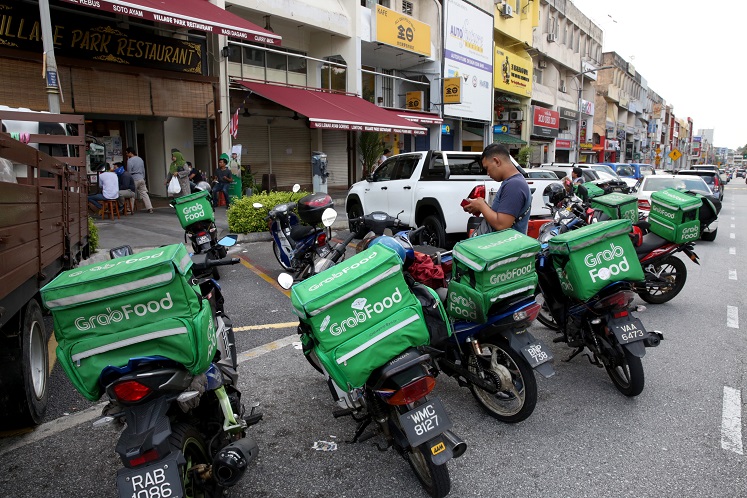 MoH mulls conducting Covid-19 screenings on food delivery 