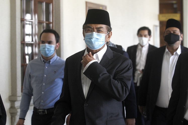 Musa Aman thanks prosecution for being objective, professional after 46 charges of corruption, money laundering dropped
