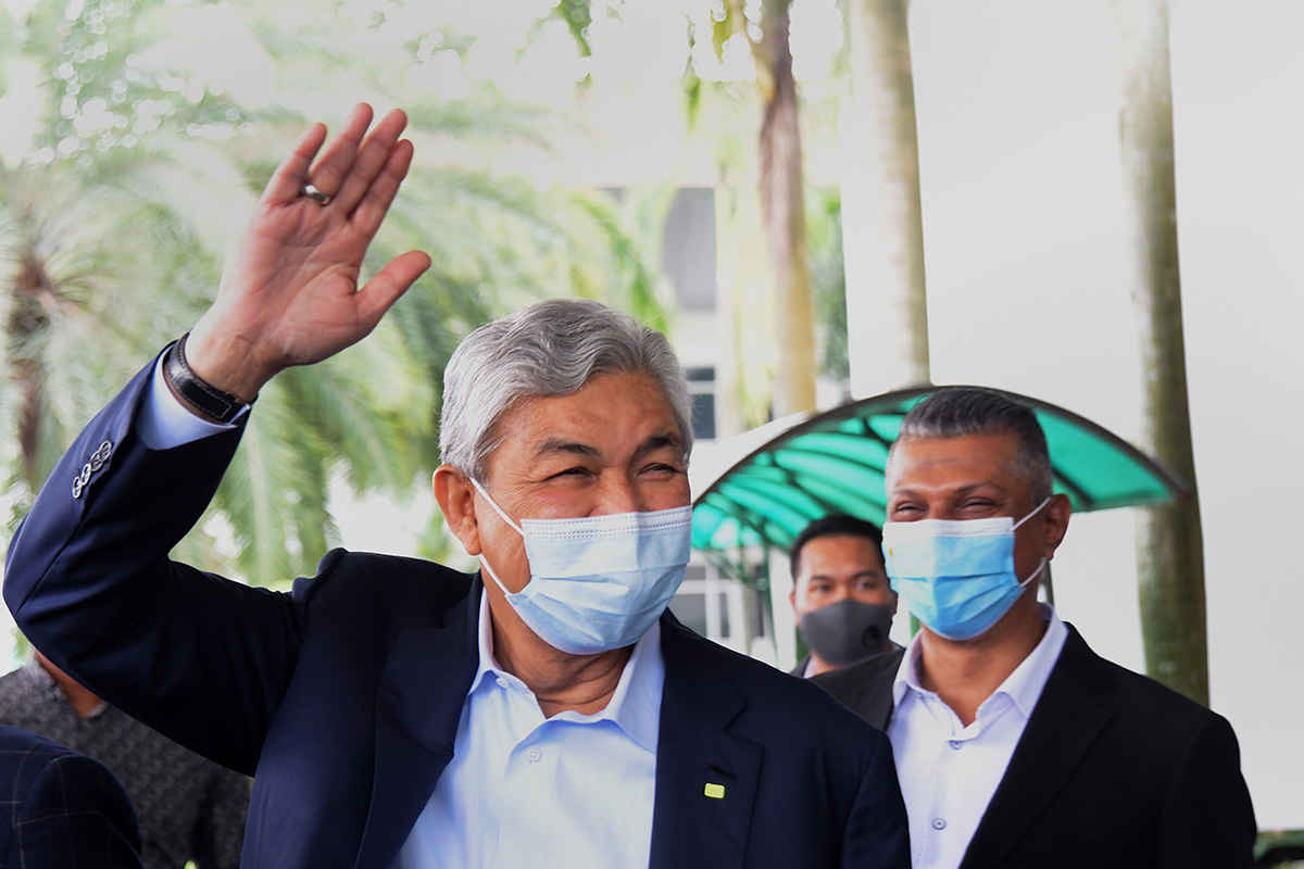 Ahmad Zahid Has No Right To Claim Immunity From Prosecution Dpp The Edge Markets