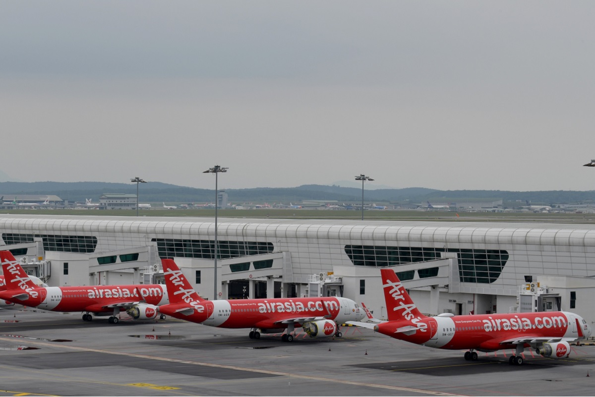 AirAsia Group volume spikes as stock tops RM1 for first time in five months