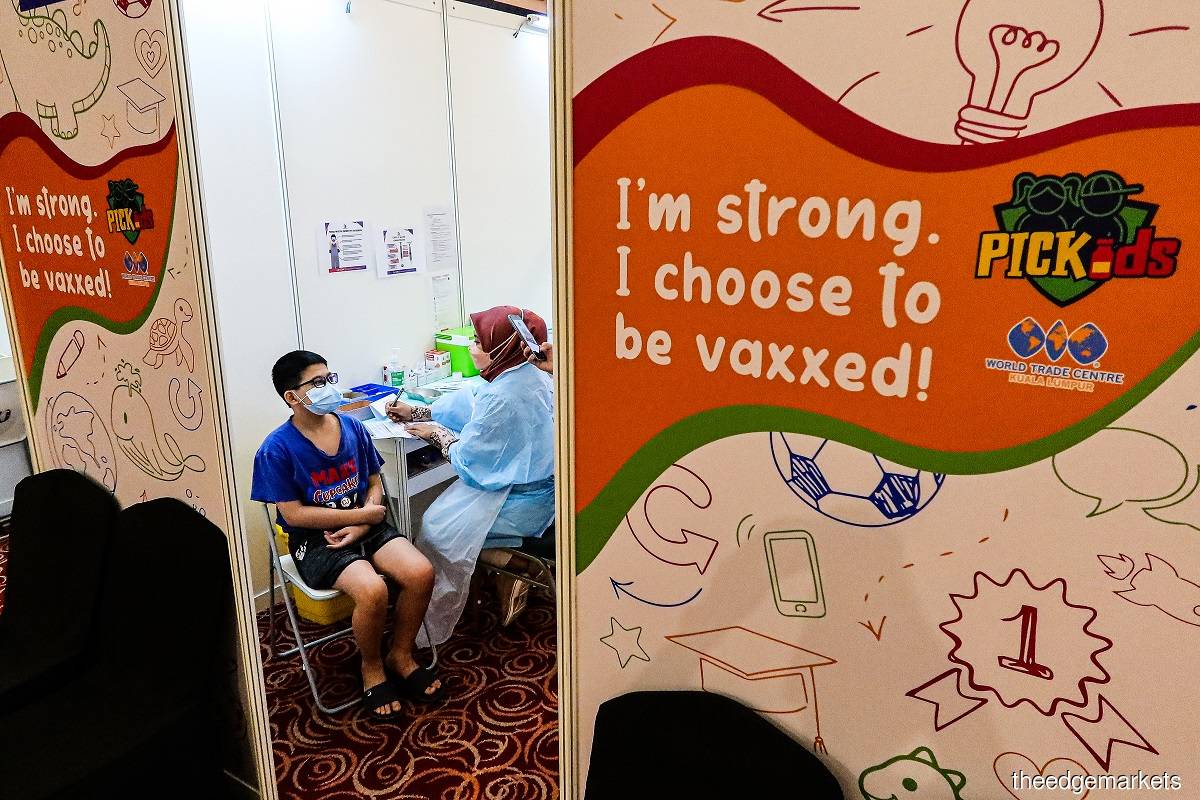 A total of 1,473 doses of Covid-19 vaccine were administered on Tuesday (May 3). (Photo by Zahid Izzani Mohd Said/The Edge)