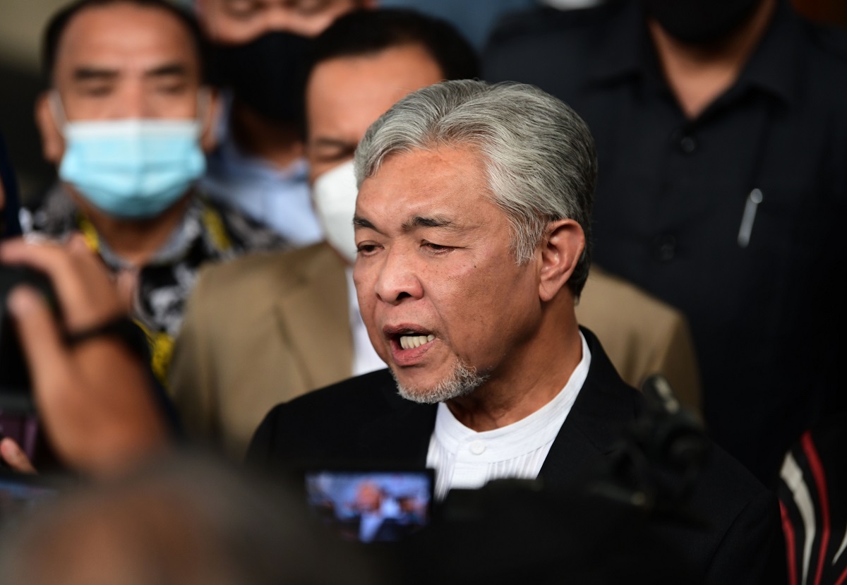 Zahid to know on Sept 23 whether defence will be called in second graft case