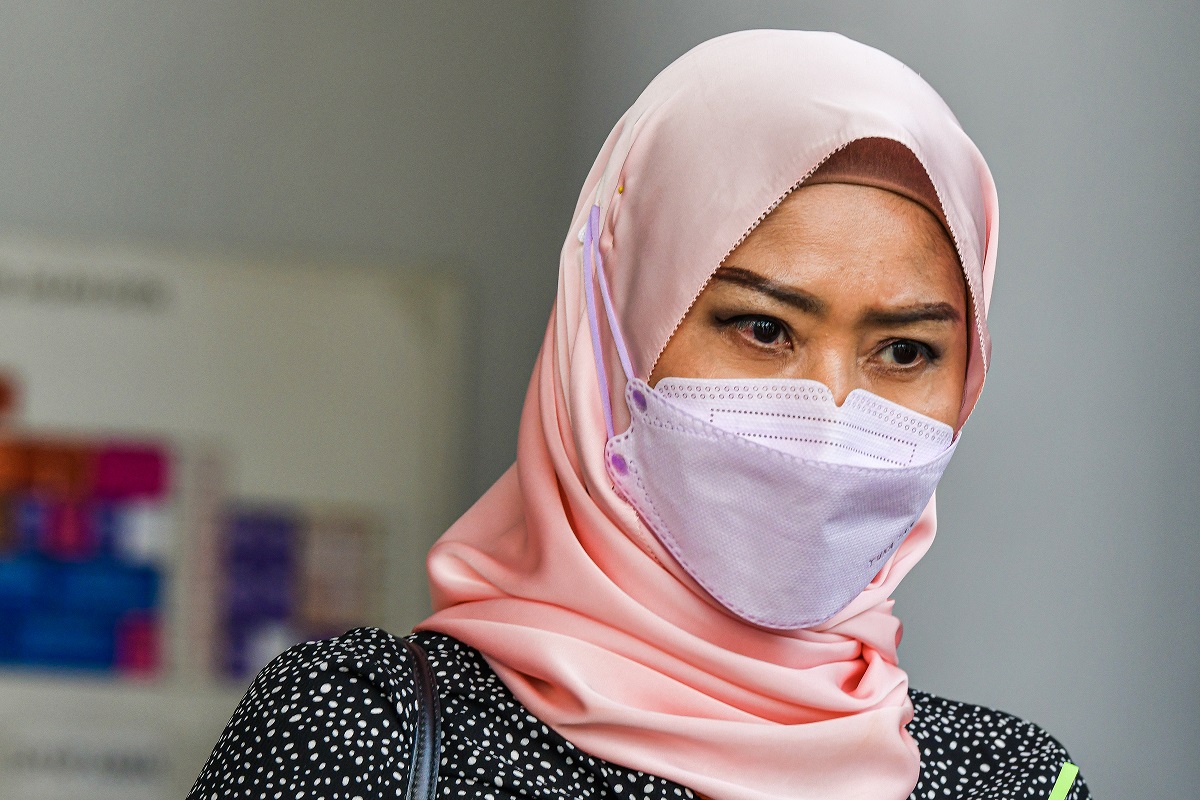 Salmah as seen at the Kuala Lumpur Court Complex on Monday (June 13) (Photo by Zahid Izzani Mohd Said/The Edge)