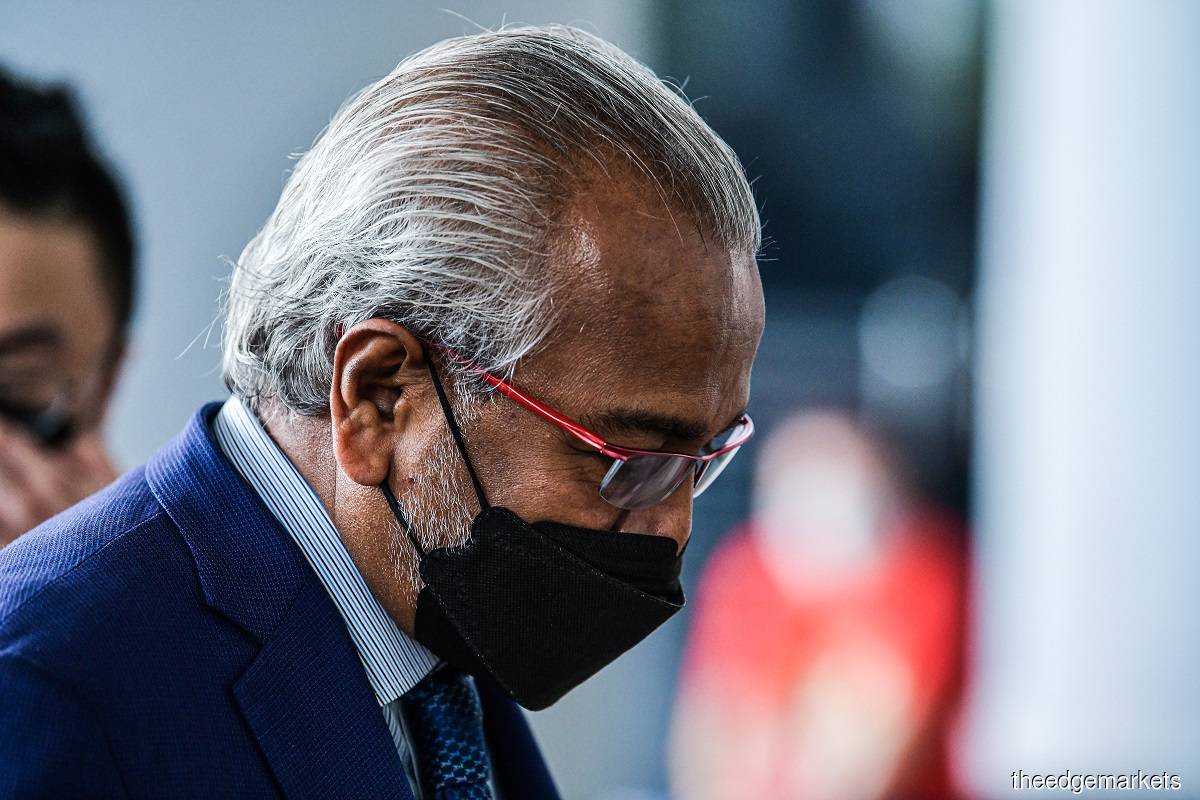 Shafee said he needed a break to confer with the prosecution about Siti Zauyah and what the prosecution's next course of action is. (Photo by Zahid Izzani Mohd Said/The Edge)