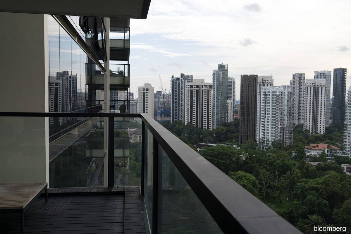 Rich Chinese the biggest Singapore luxury condo buyers, Malaysians take second spot
