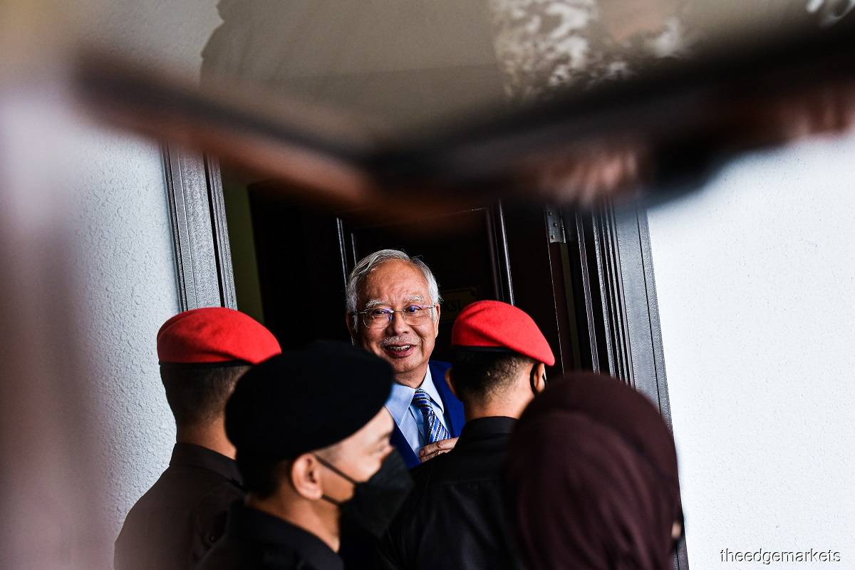 Former prime minister Datuk Seri Najib Razak seen at the Kuala Lumpur High Court on Tuesday, Feb 7, 2023. (Photo by Zahid Izzani/The Edge)