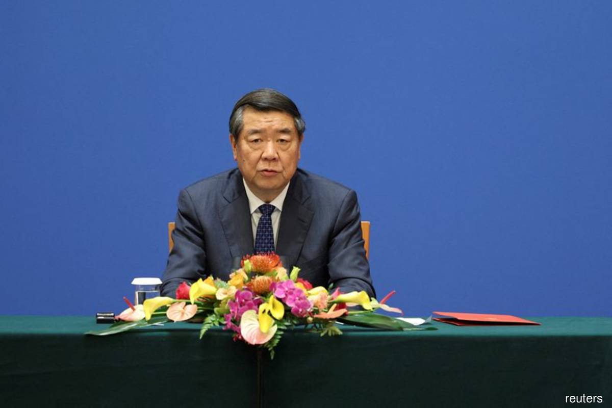 China Promises Support for Hong Kong's Financial Hub Amid Economic Challenges - News Directory 3