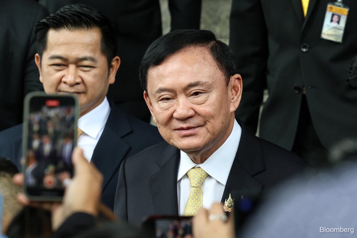 塔克辛（Thaksin）在法庭判决之前从迪拜返回