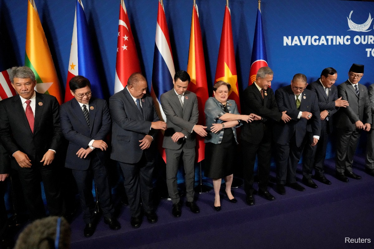 Asean presses for joint response to Iran war fallout as energy crisis ...