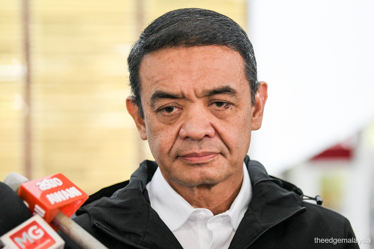 Ex-army chief lodges police reports over bank document leak, defamation