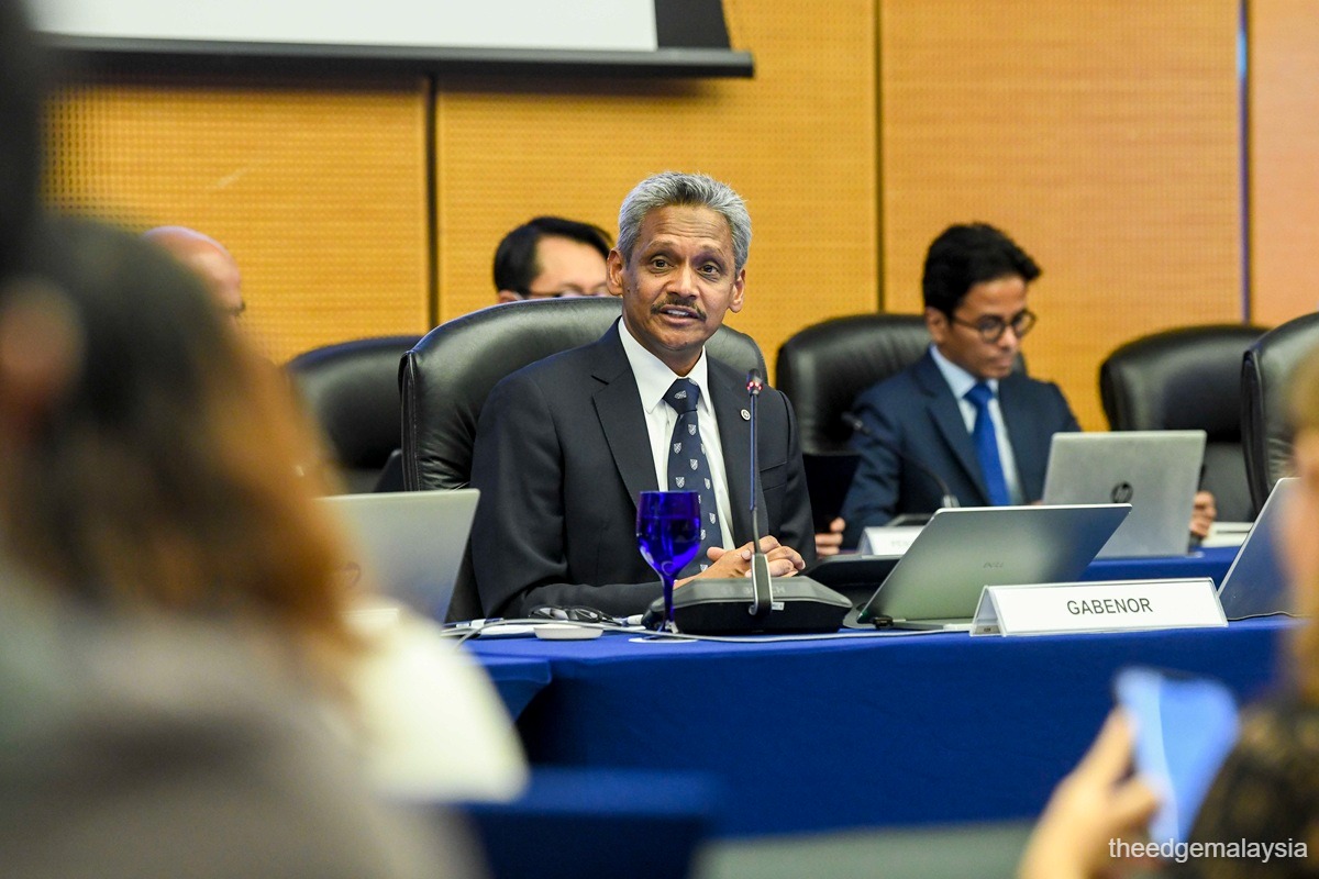 Bank Negara warns growth at risk if war exceeds six months, oil tops US$110