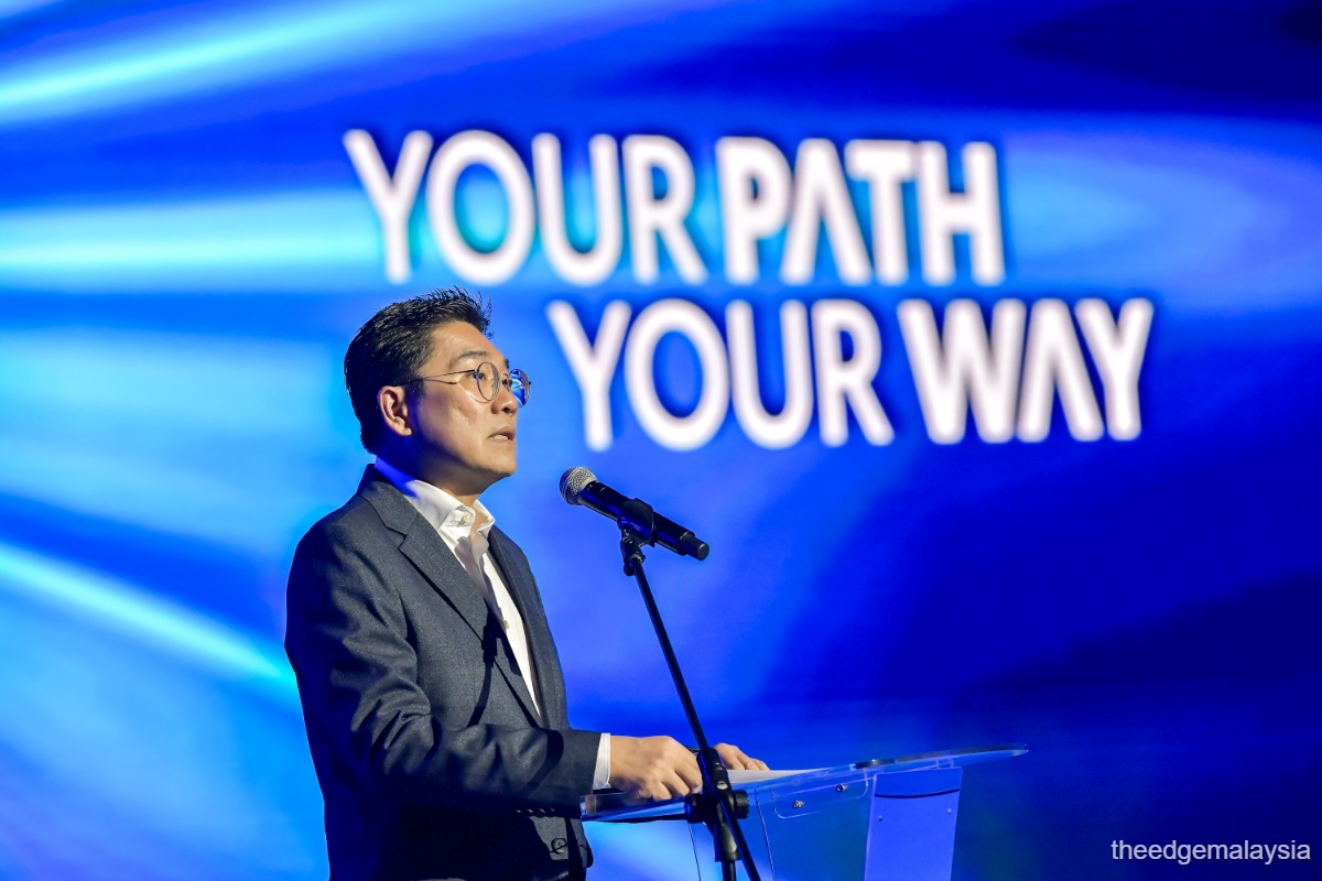 EV adoption set to rise as consumers respond to global oil volatility &mdash; deputy Miti minister