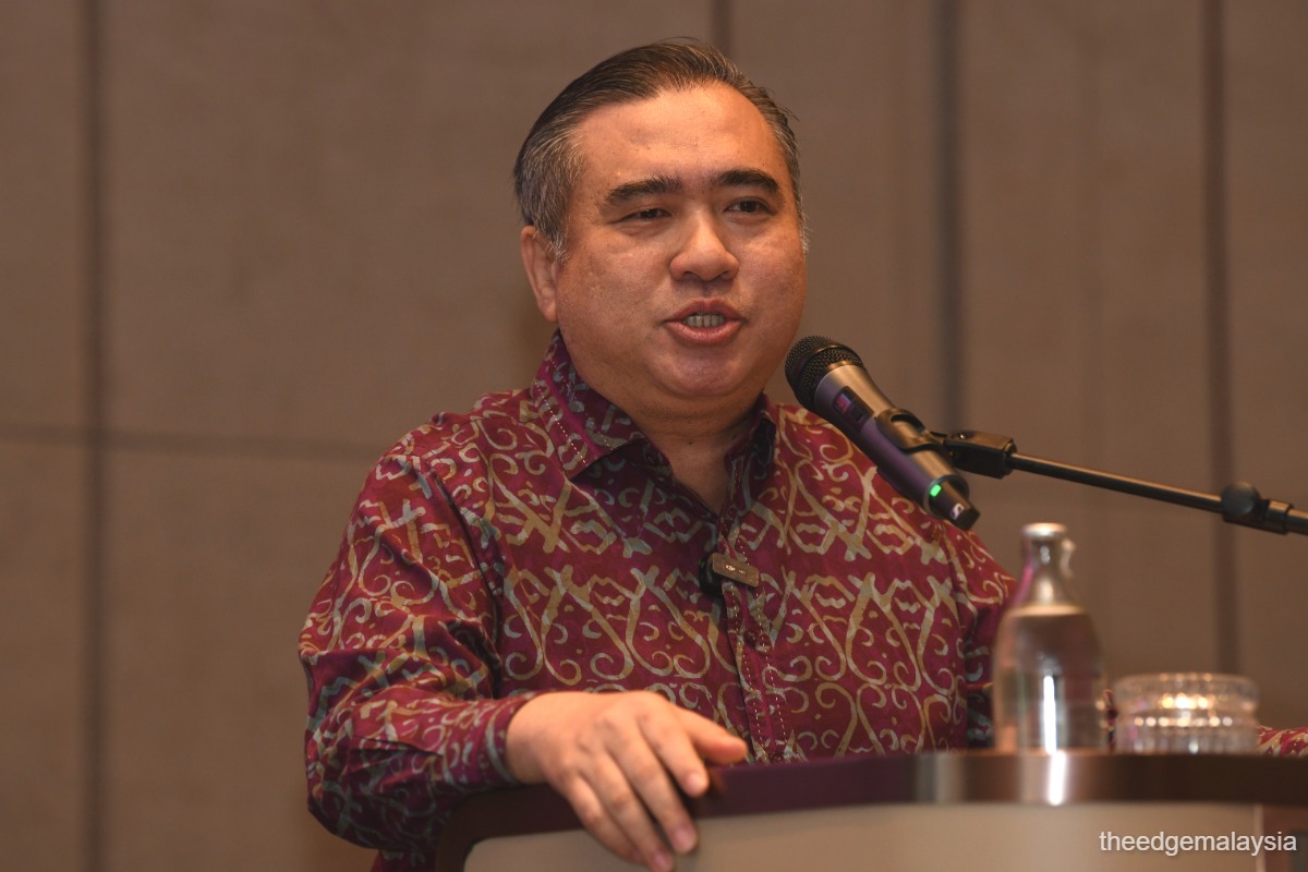 Malaysia Secures 20-Year Logistics Deals for Oil, Gas and Diesel Supply