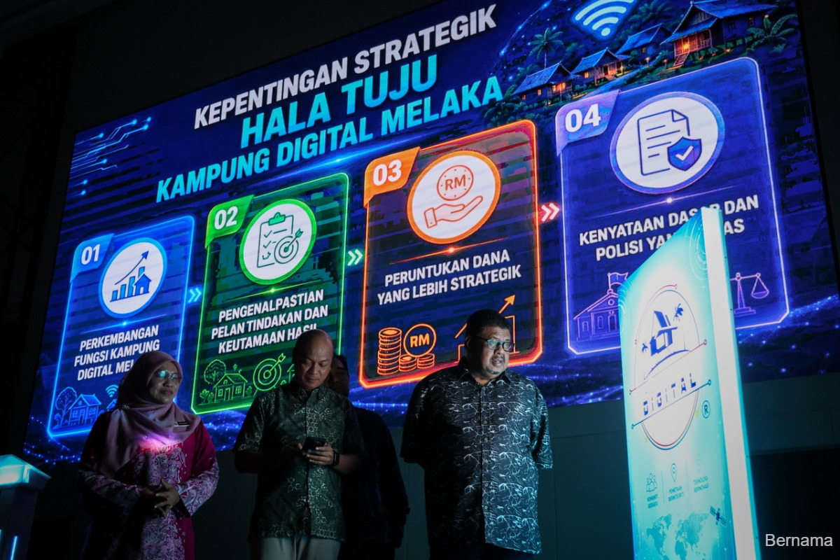 Photo: The Edge Malaysia Melaka BN firm on defending 21 seats in state polls