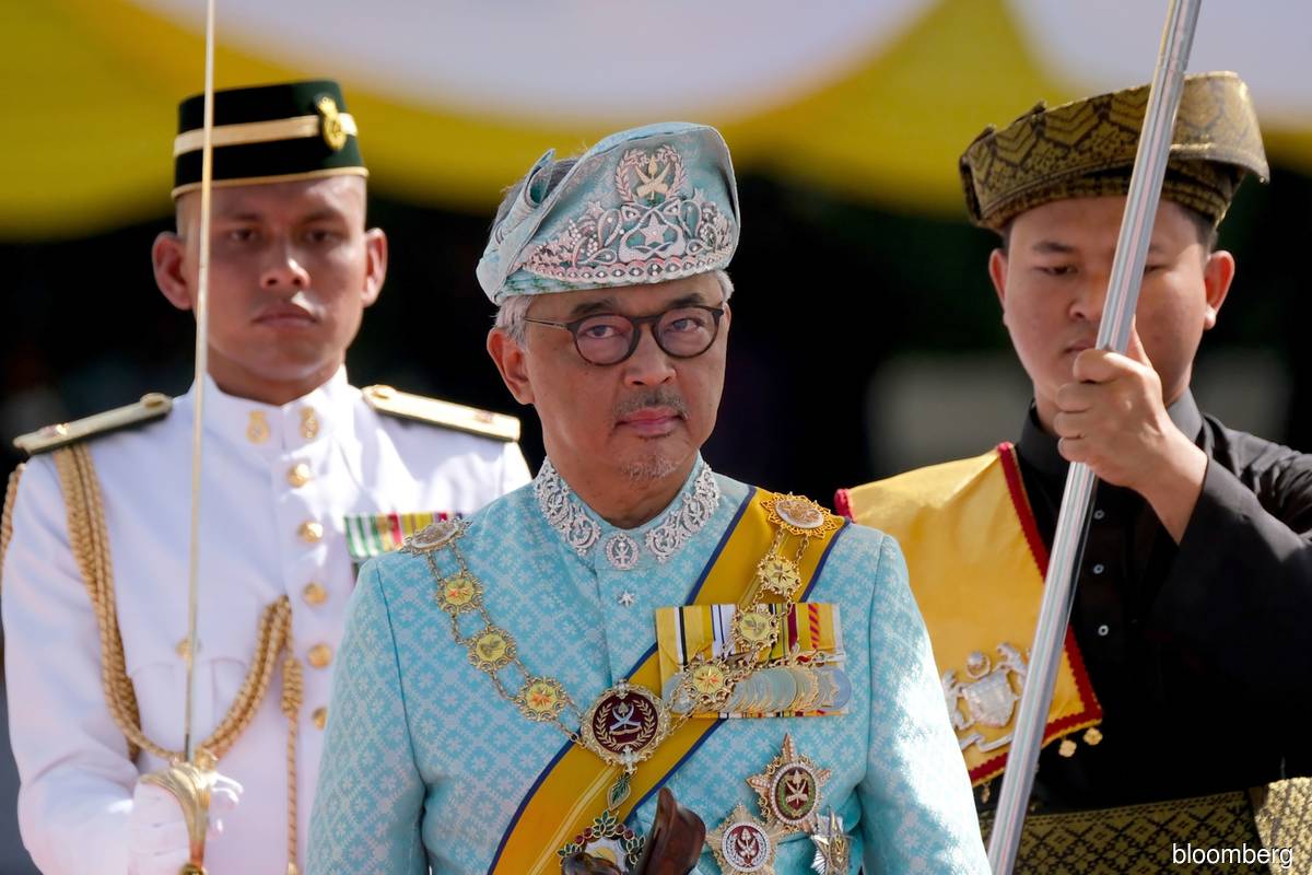 Agong urges Malaysians to set aside differences in fight against Covid-19