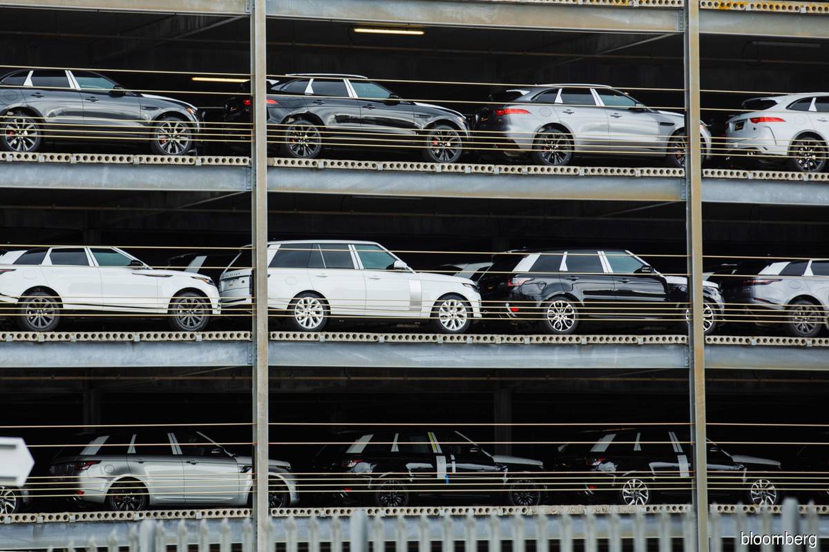 China’s luxury thirst keeps Eastern Europe cranking out cars