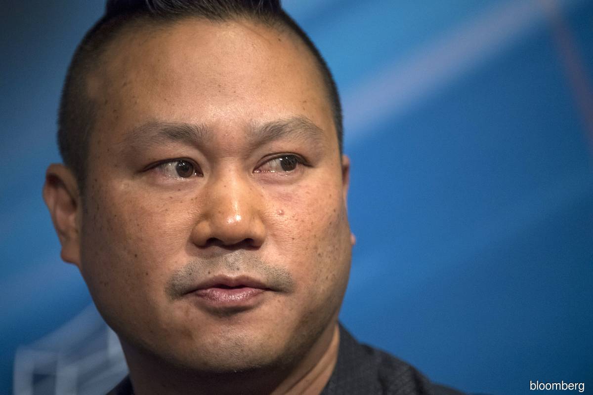 Zappos founder Tony Hsieh dies at 46; Bezos mourns untimely loss