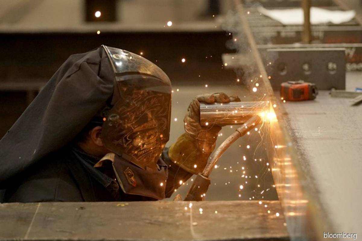 US state jobless claims fell to pandemic-era low last week