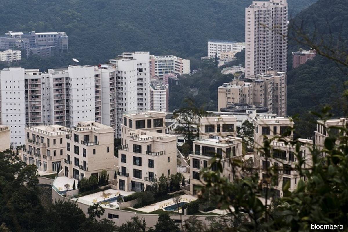 Hong Kong parking spot sells for US$1.3 mil setting record