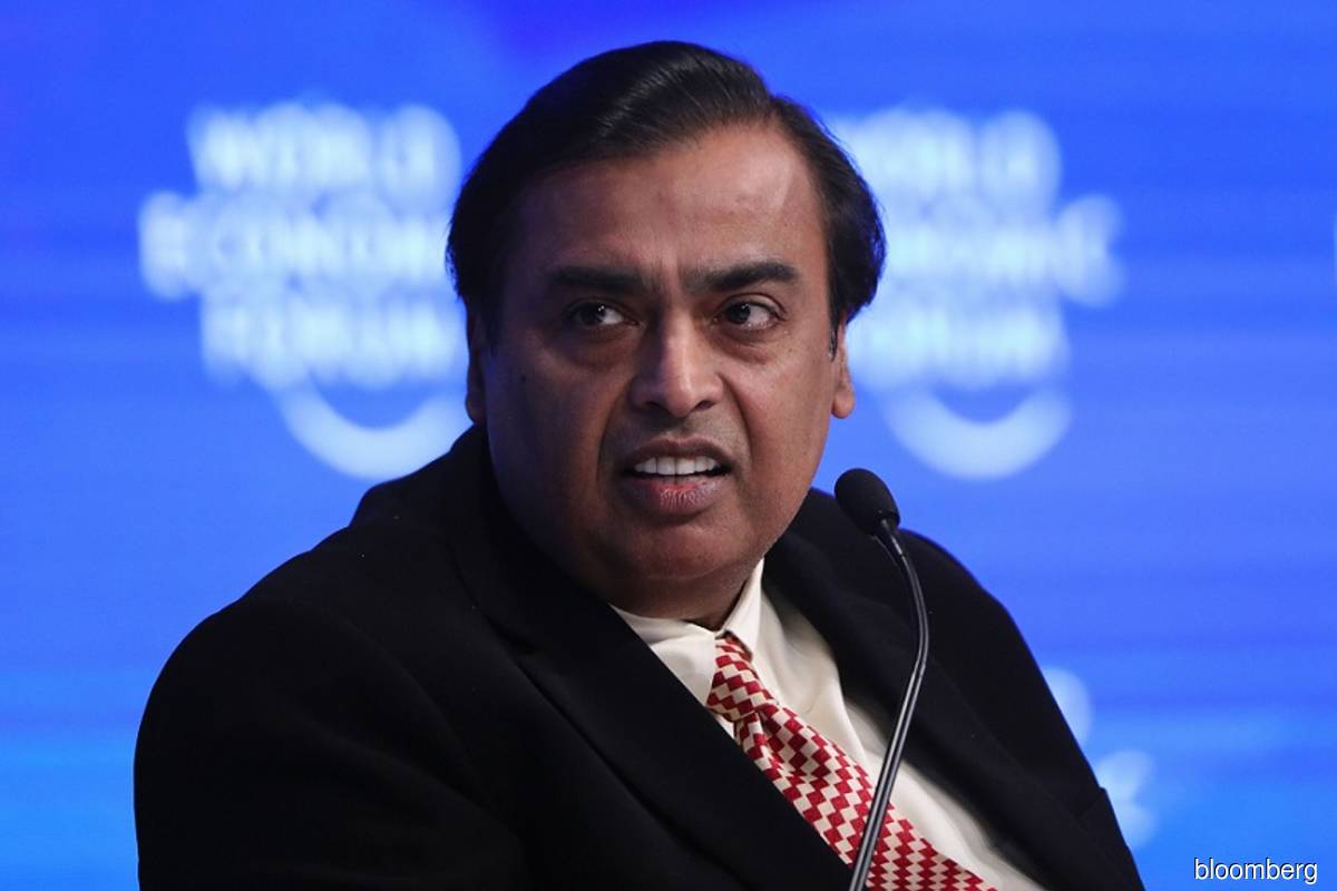Asia's richest man Ambani plans to invest US$76 bil in green projects