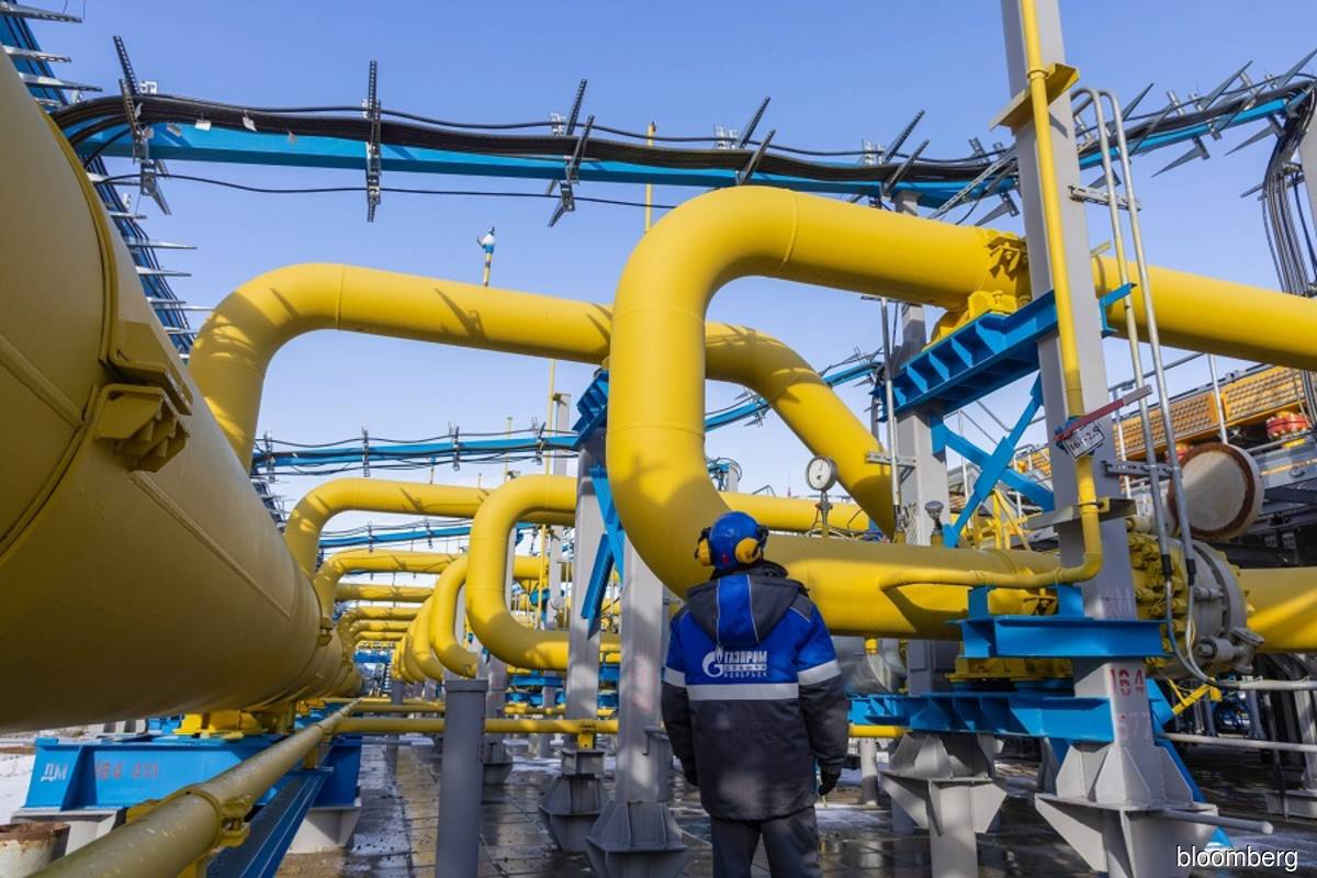 Germany faces 5 billion euros a year hit from Russian gas sanctions, says newspaper