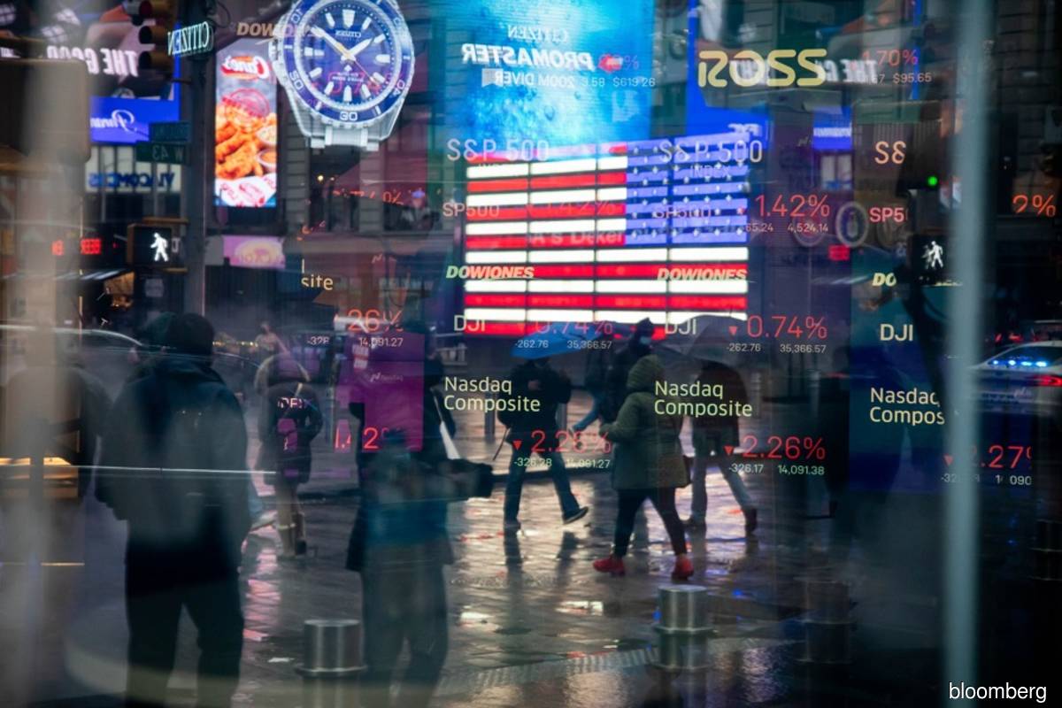 With Black Friday ahead, investors look to US consumer stocks