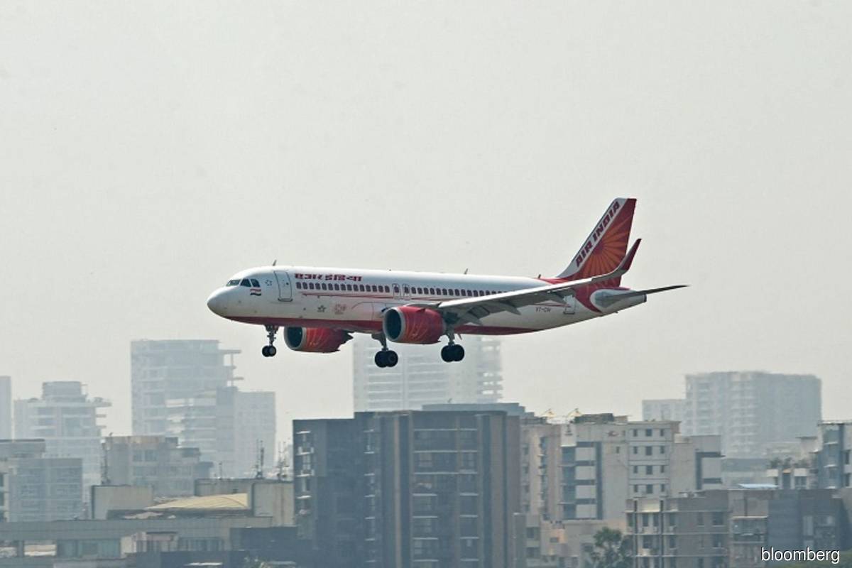 印度航空公司的历史，塔塔公司投入大量资金来重振该航空公司