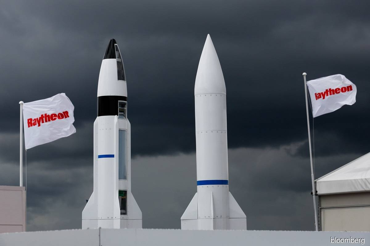 China hits back at US with sanctions on Lockheed, Raytheon