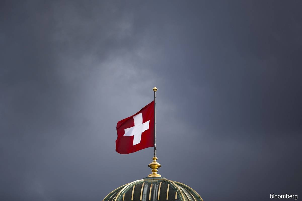 Swiss authorities investigate firms dodging Russia sanctions