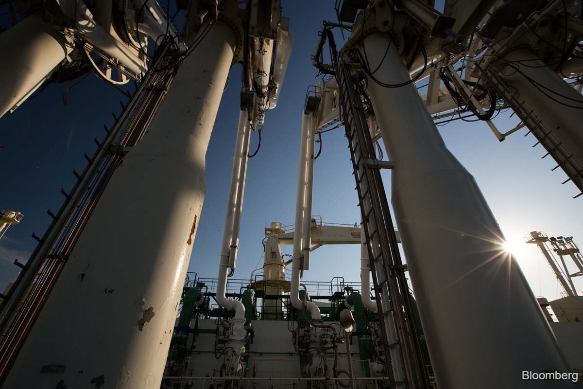 Egypt, Qatar sign MOU to boost LNG sales and import cooperation, Egypt says