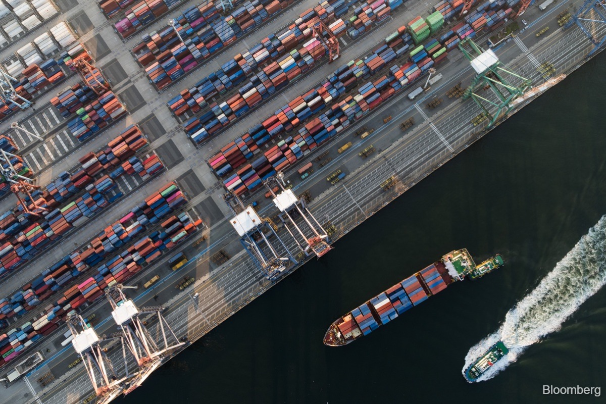 Trump tariff threat pushes South Korea into fresh US trade talks