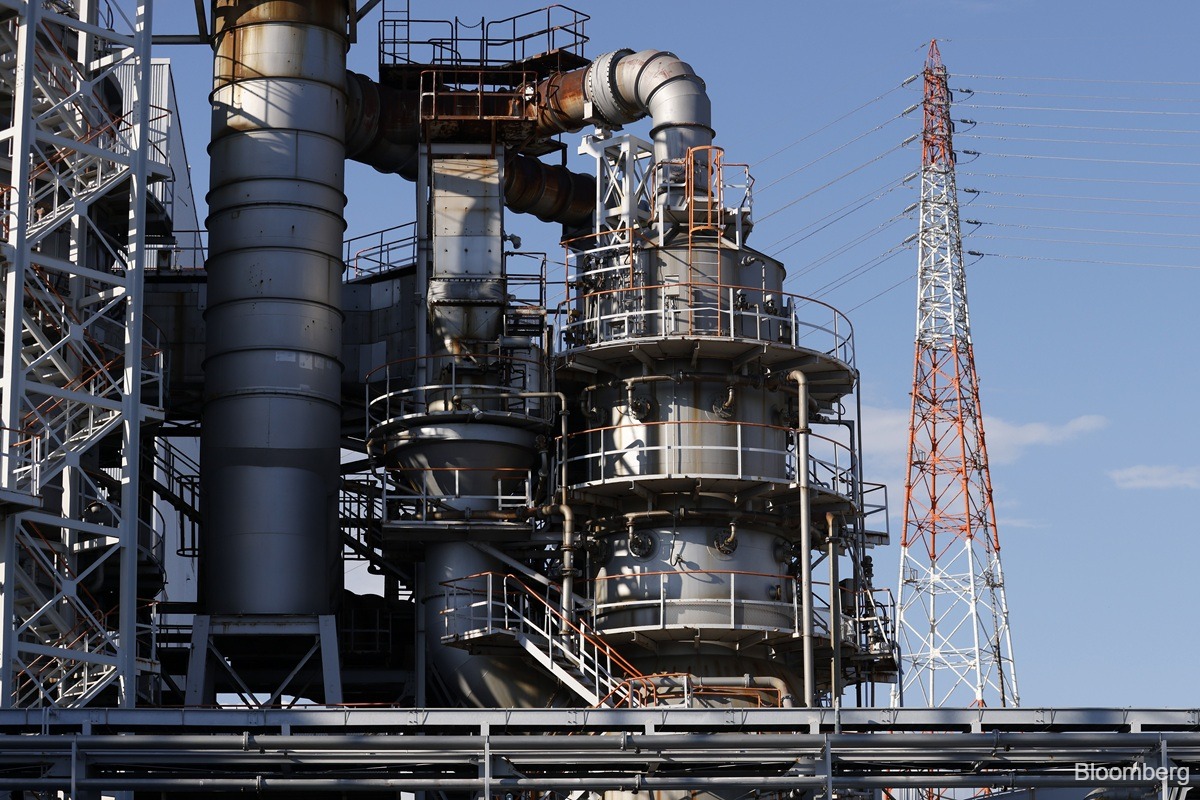 Japan to allow more coal-fired power to cope with energy shock