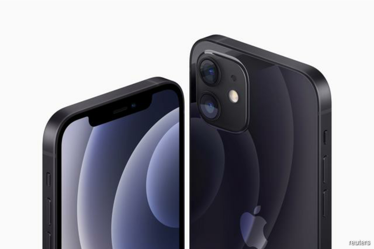 In China Apple S 5g Iphone 12 Sparks Fever Pitch But Divided Reaction The Edge Markets