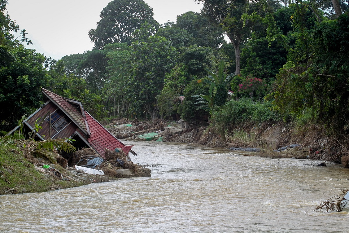 The aftermath of the flood at Hulu Langat on Dec 30, 2021 (File photo by Shahrill Basri/TheEdge)