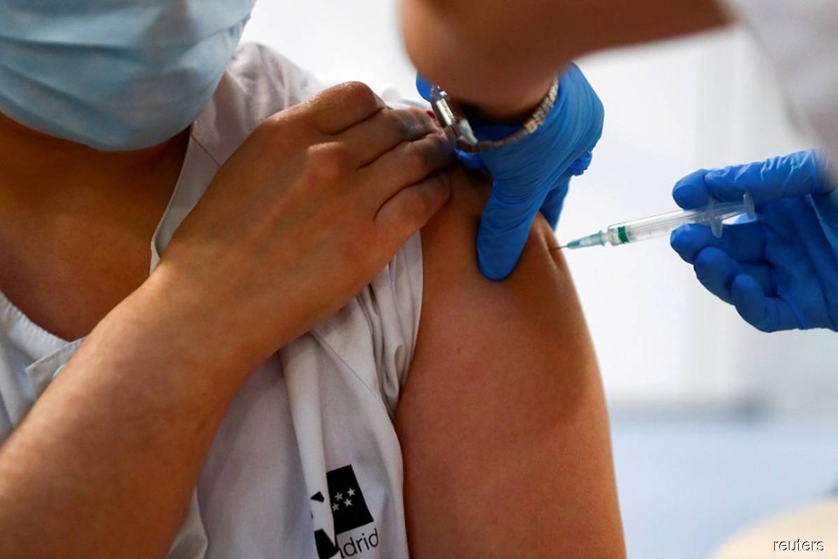 EU regulator gives go-ahead to first Covid shot for 5-11 year olds