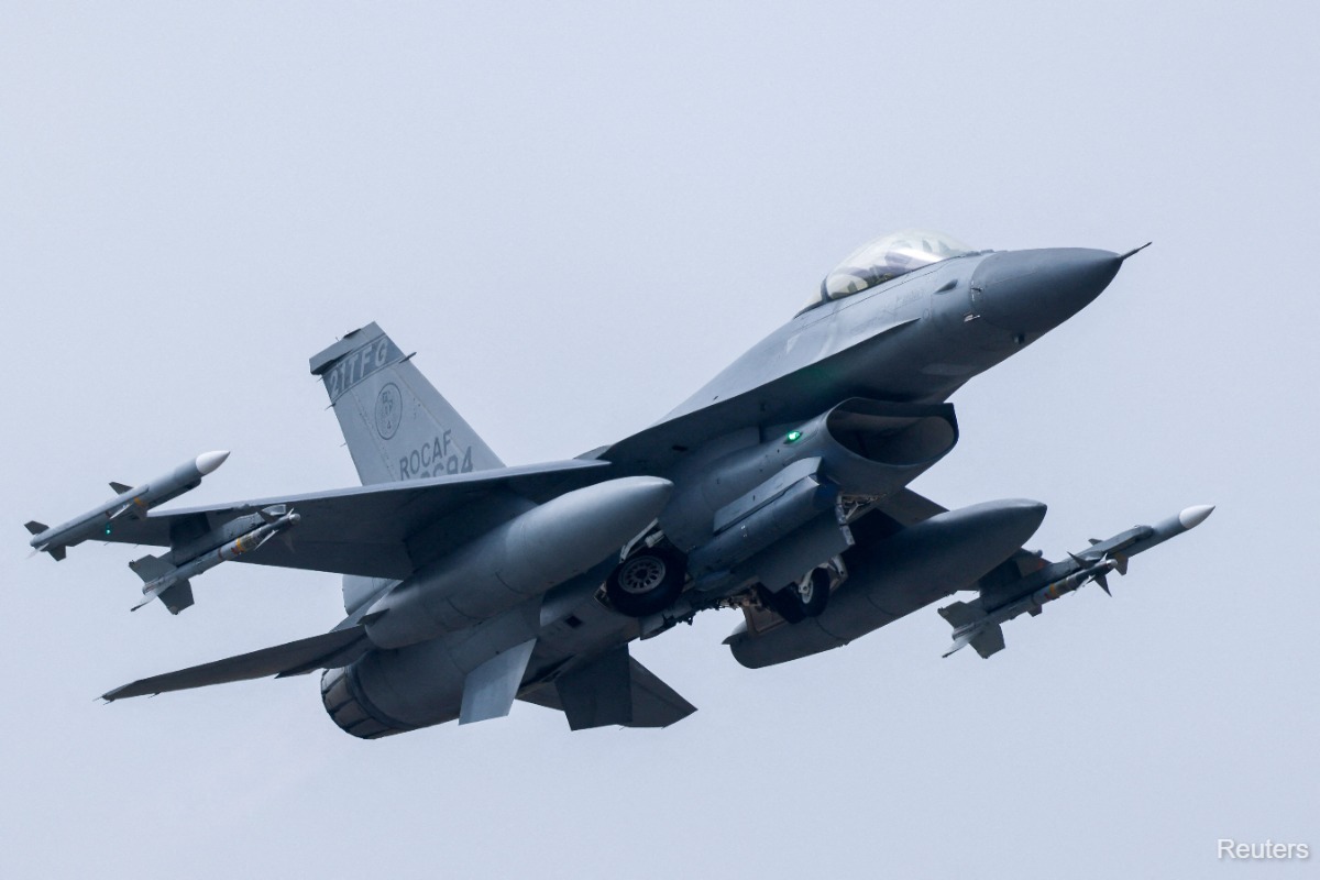 Taiwan shows off F-16 jets rapid response amid tensions with China