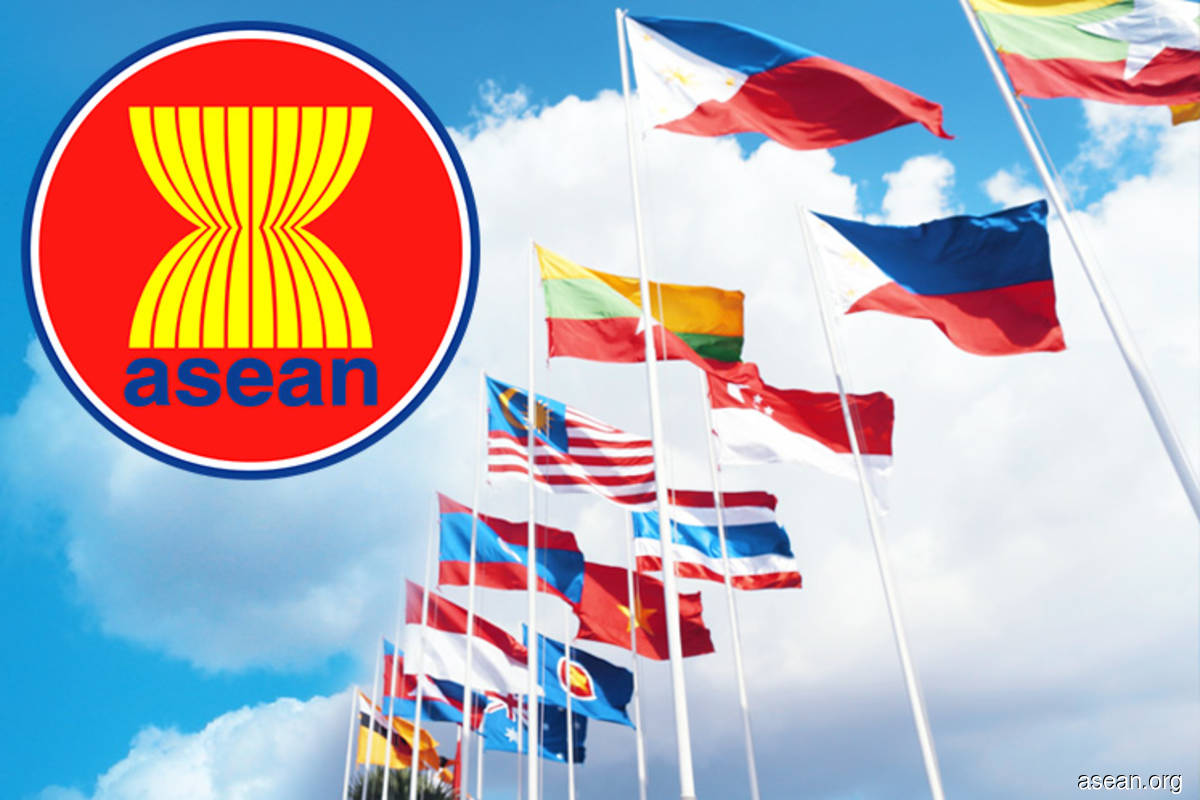 Vaccine supply, confidence and virus variant strategy are three challenges faced by ASEAN in short to medium term, says health expert