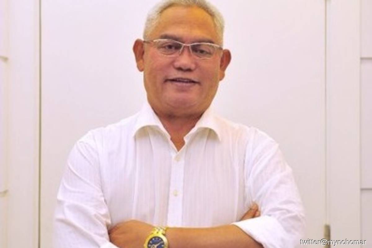 Entrepreneur and Cooperative Development Minister Tan Sri Noh Omar