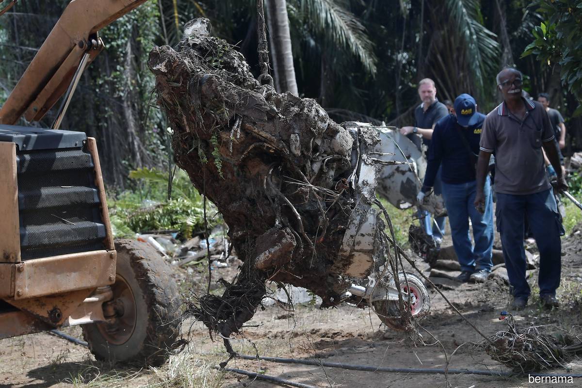 CAAM grounds Blackshape aircraft following fatal Kapar crash | KLSE ...