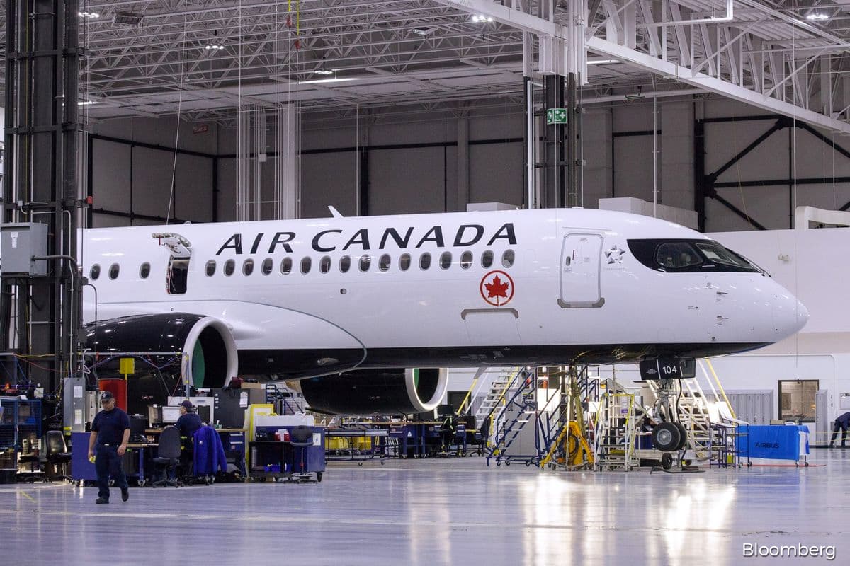 Air Canada gets US$4.7 billion in loans, equity from Trudeau