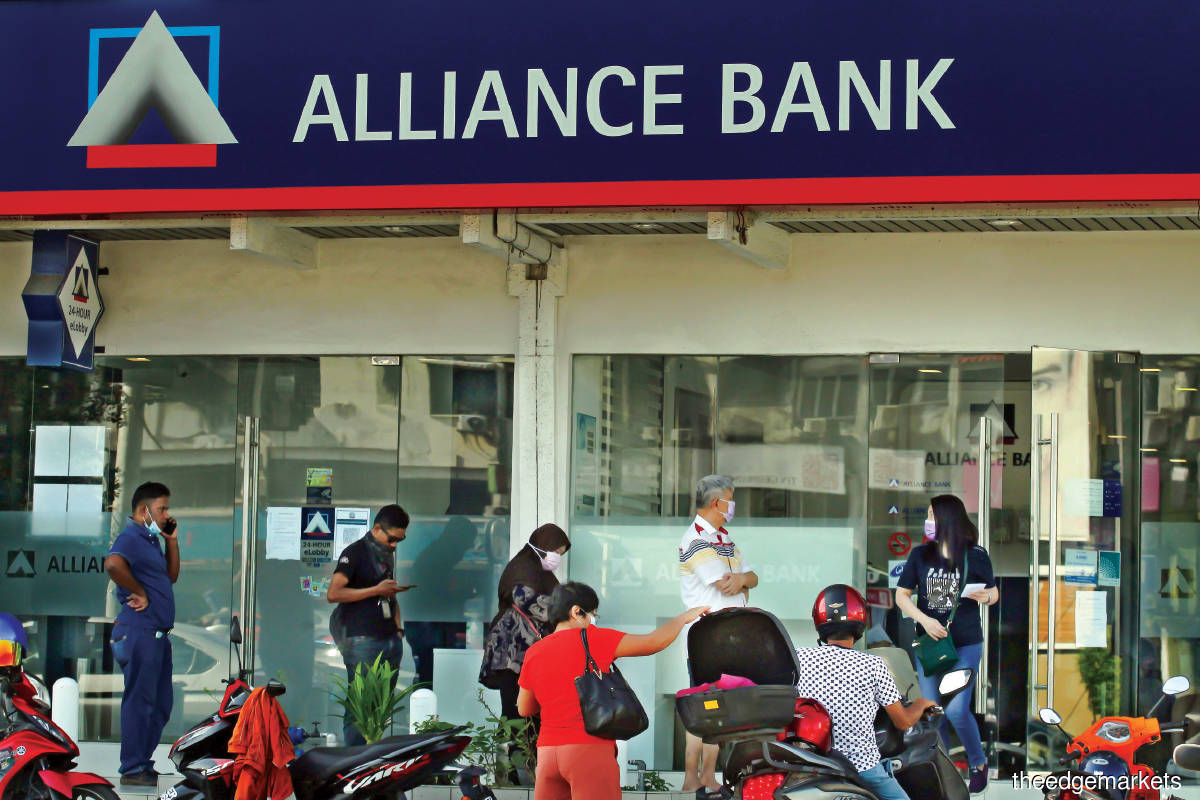 Following the sale, Alliance Bank will emerge as the only local banking group without stockbroking operations. (Photo by Kenny Yap/The Edge)
