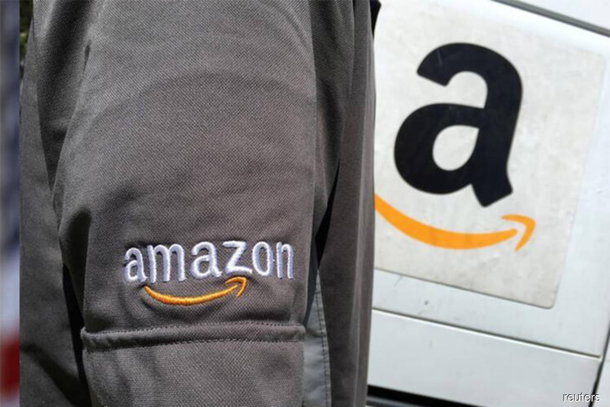 Amazon becomes world’s first public company to lose US$1 trillion in market value