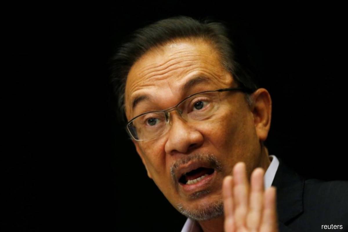 Anwar concerned about extraordinary trading of stocks seen linked to him, asks Bursa, SC to take action
