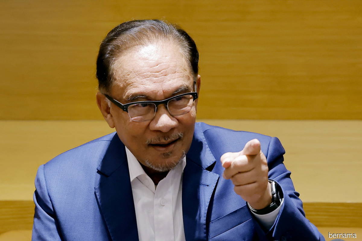 Anwar: Govt aims to turn federal territories into smart cities by 2030