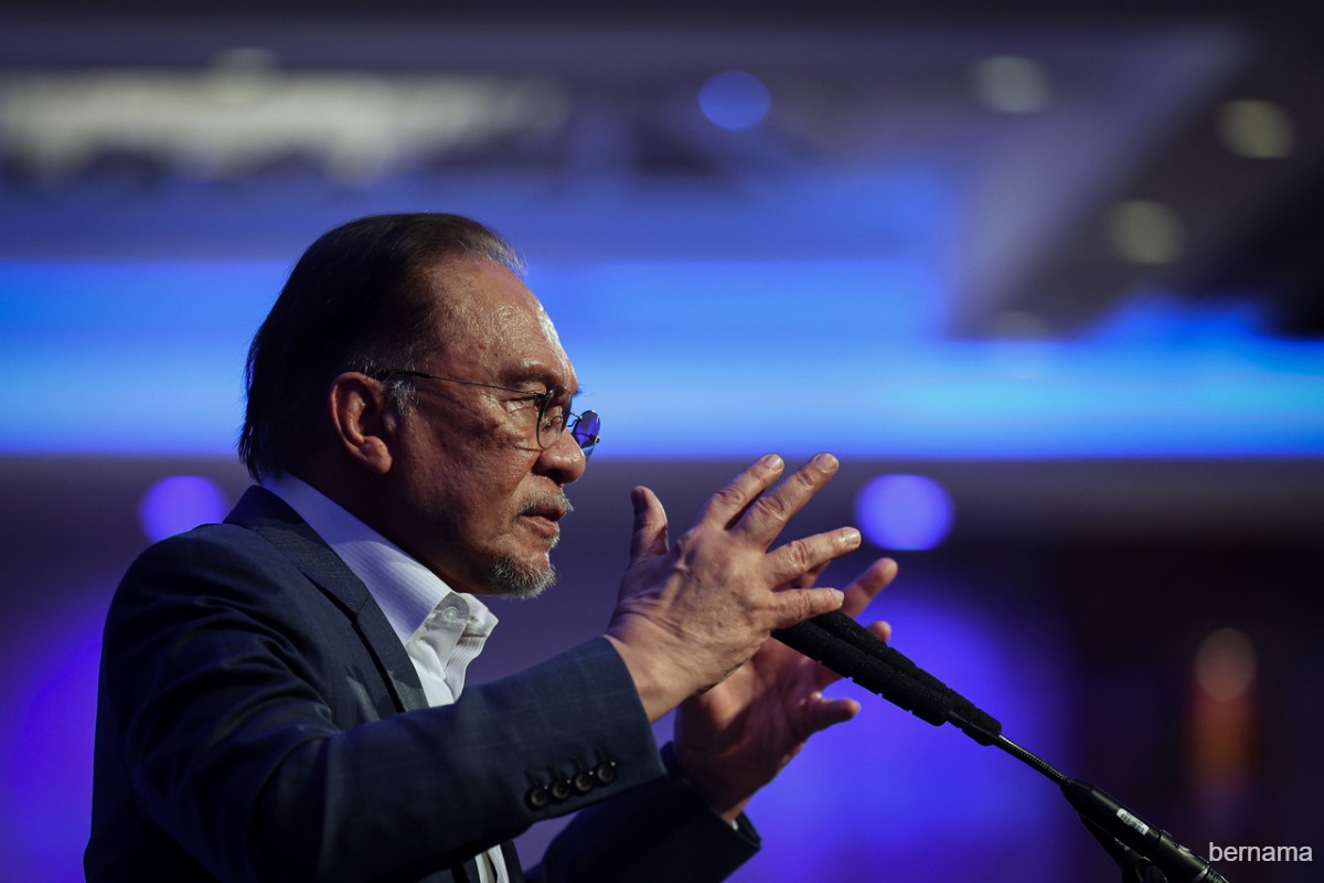 Fortescue Invests in Green Hydrogen Hub in Bintulu, Sarawak: Anwar Ibrahim Announces at WEF 2025