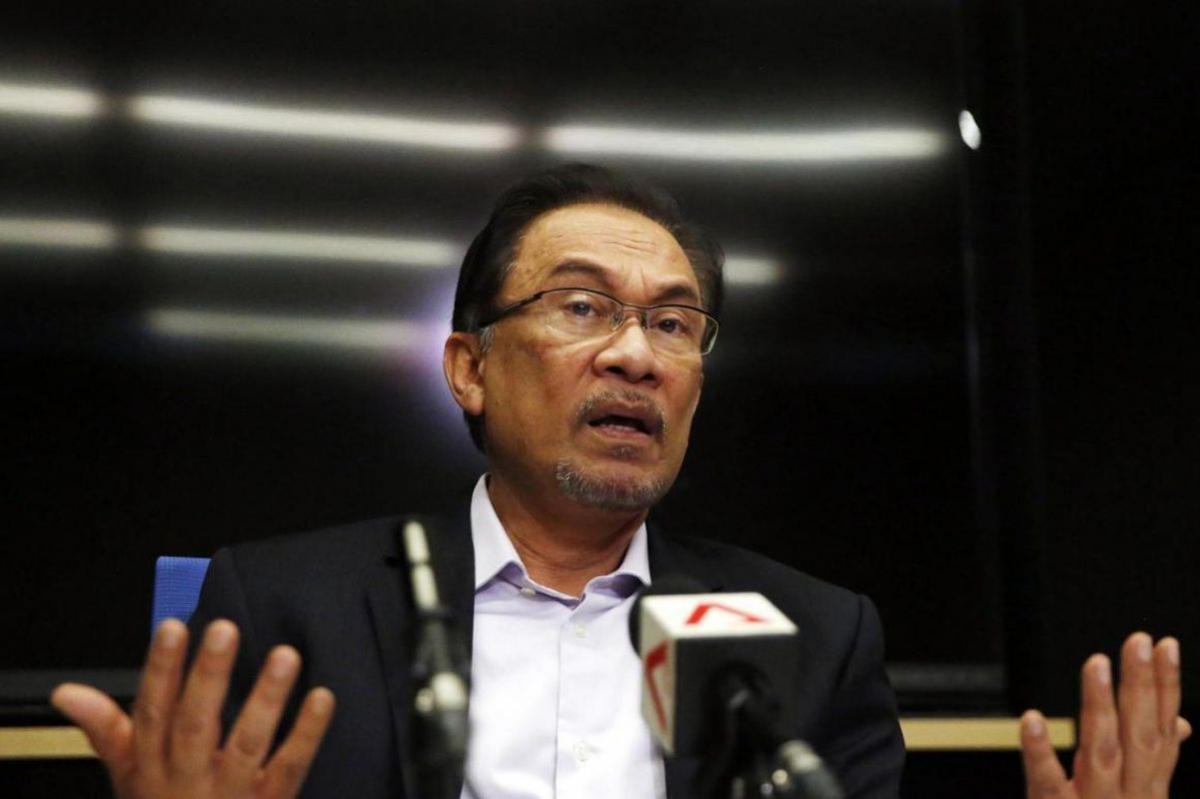 خبراء: ماليزيا أمامها فرصة في عهد أنور لزيادة نفوذها في غرب آسيا