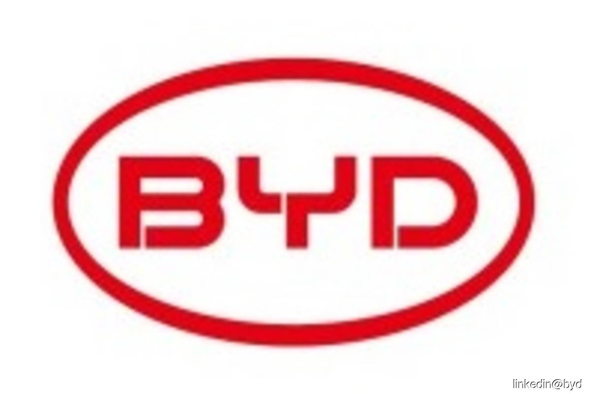 Apple supplier BYD aims to make tablets in Vietnam from June