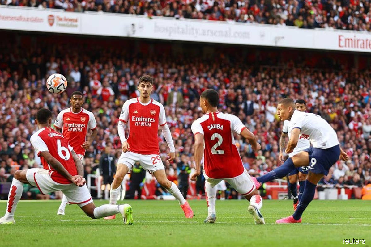 Arsenal left to rue mistakes in 2-2 draw with Tottenham