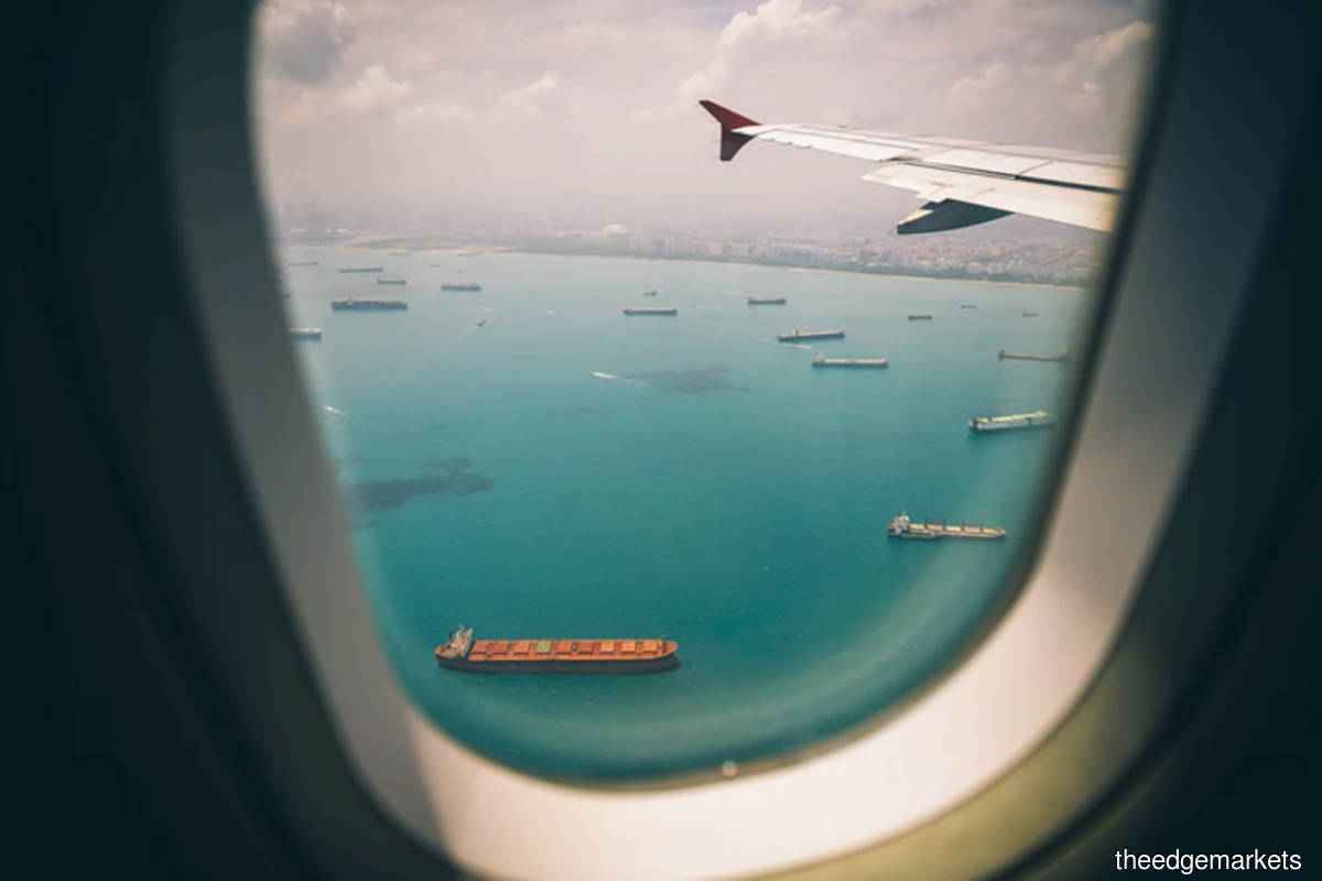 Two Covid-19 positive Bangladeshi men try to board flight to Dhaka